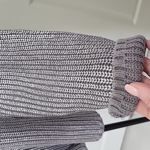 CHICO'S Silver Metallic Cotton Sweater Size Large - Picture 3 of 9